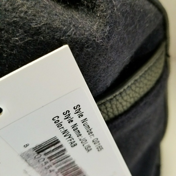 GX by Gwen Stefani Bucket Bag - Picture 4 of 6